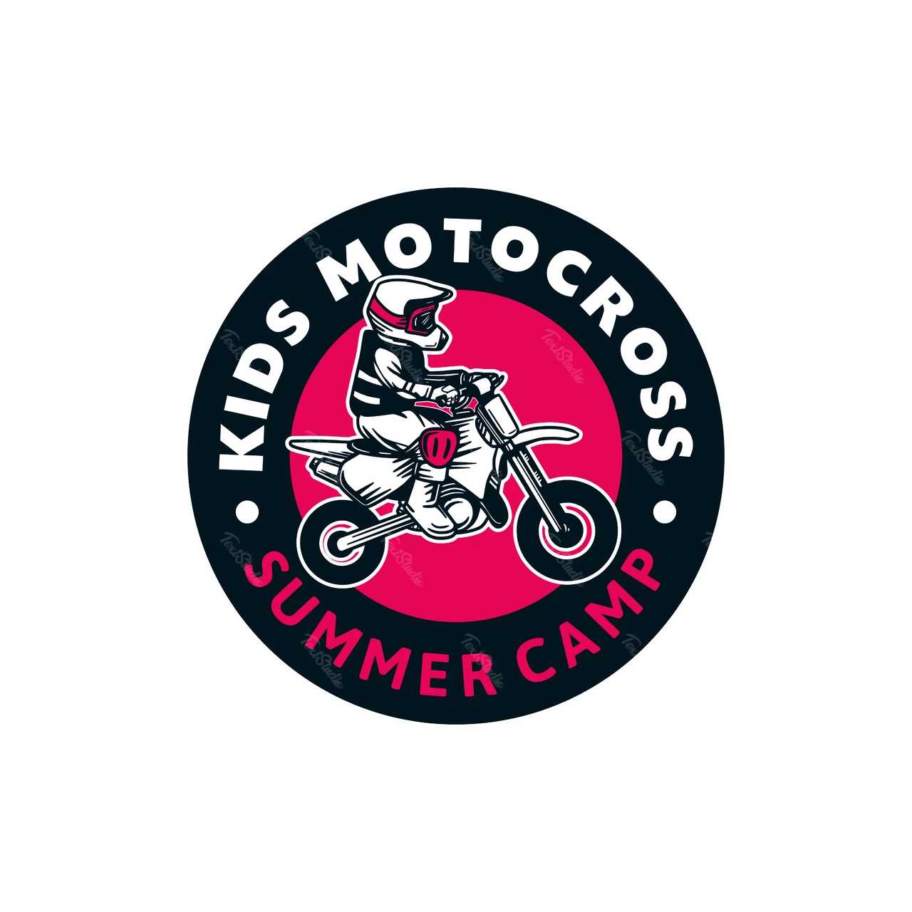 Acampamento de verão de motocross com distintivo vintage