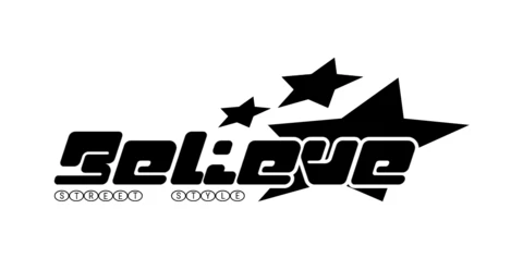 Cree en el estilo urbano de la calle con diseño de camiseta gráfica de estrellas.
