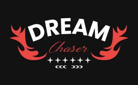 Design de camiseta com gráfico ousado de streetwear "sonhador" com chamas, estrelas e luas.